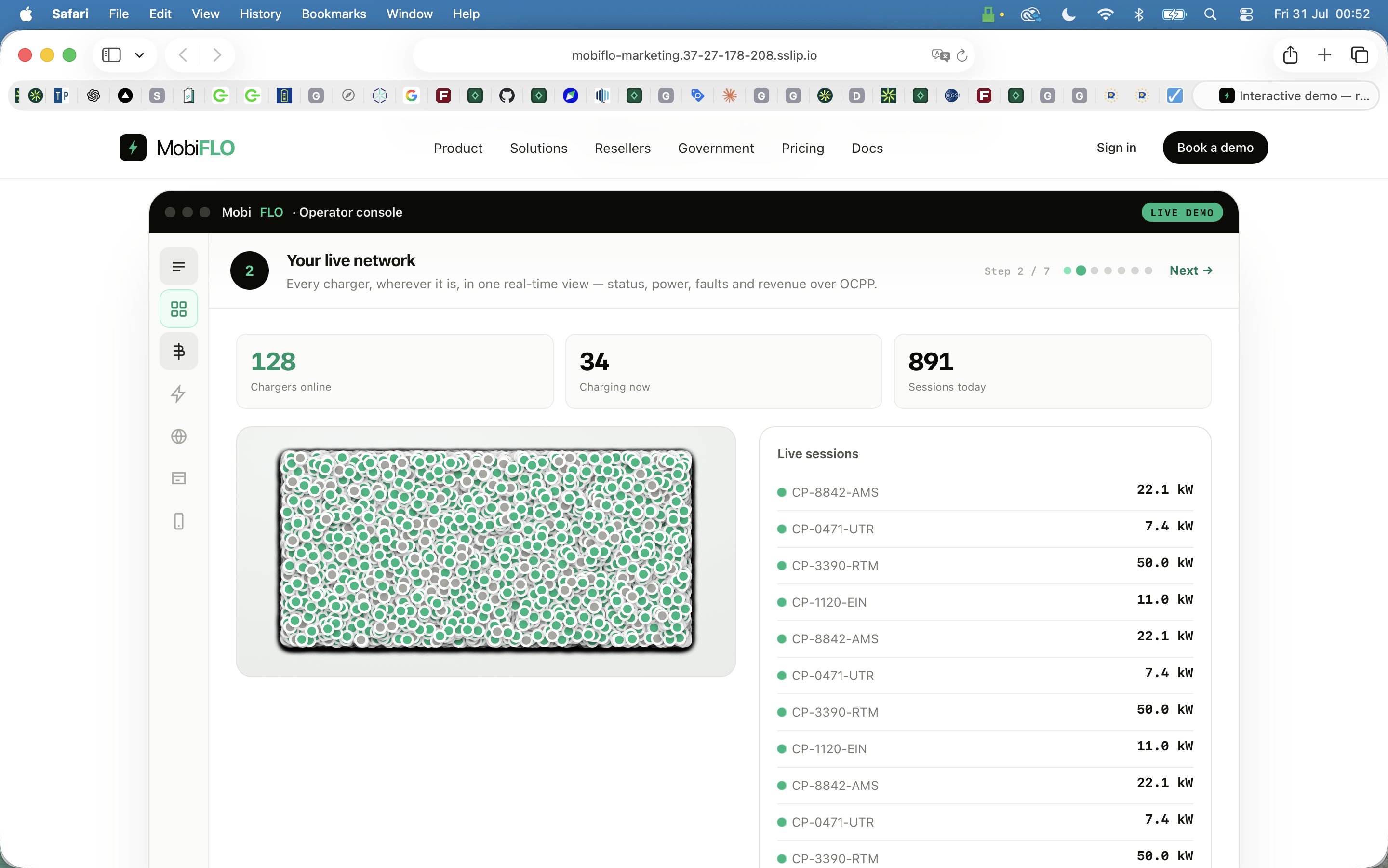 MobiFLO marketing site with live operator console demo